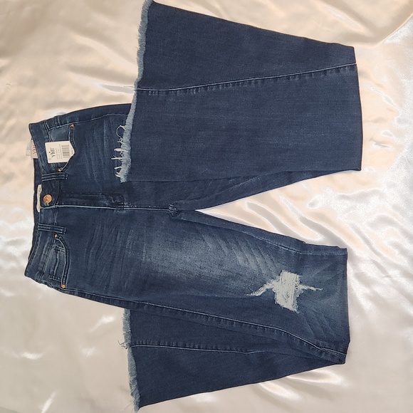 YMI Women's Extreme Fit & Flare Jeans | Sz 11 - Picture 2 of 7